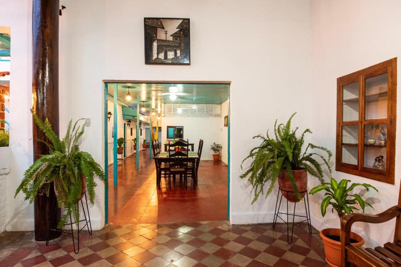 Hostal Victoria Ґранада Екстер'єр фото