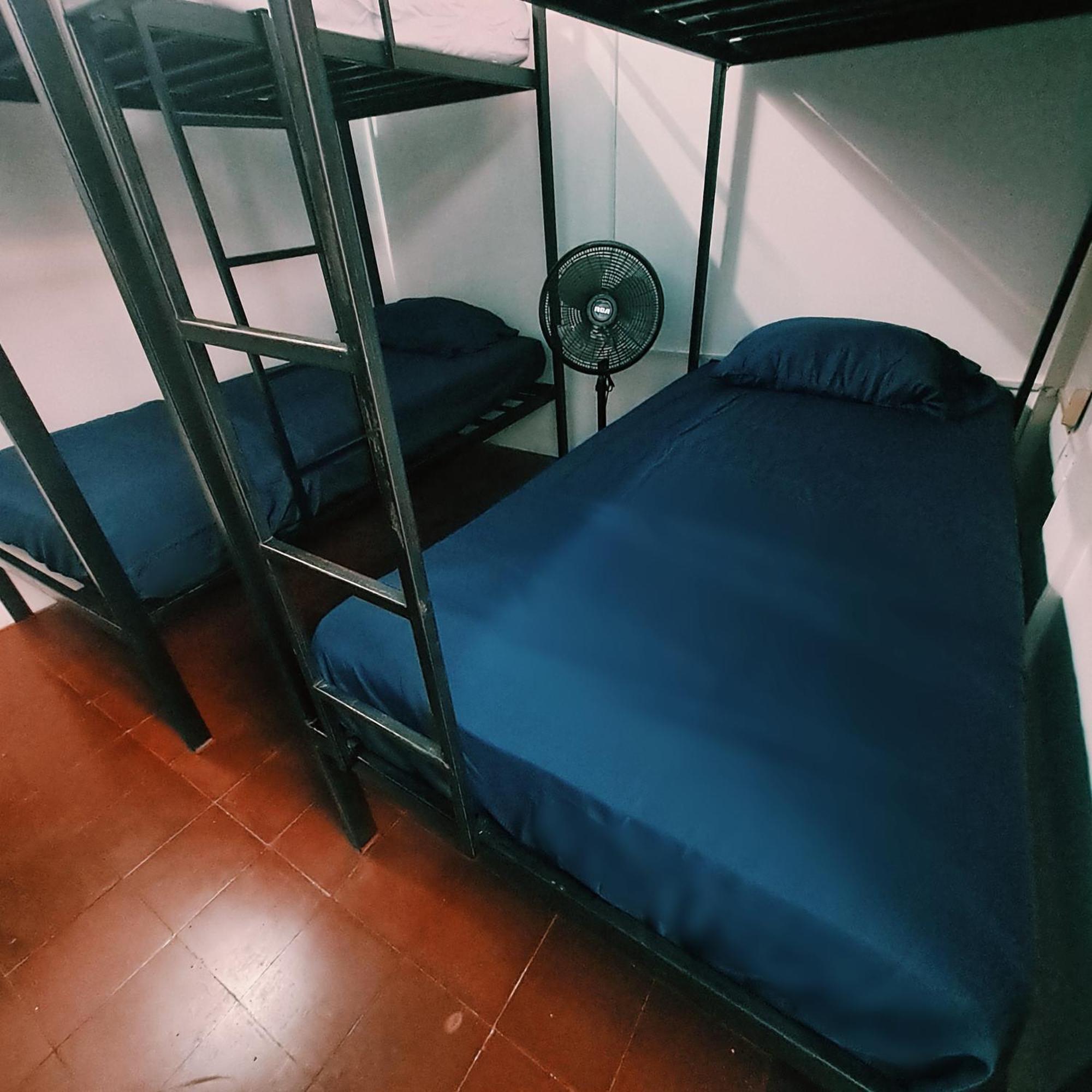 Hostal Victoria Ґранада Екстер'єр фото