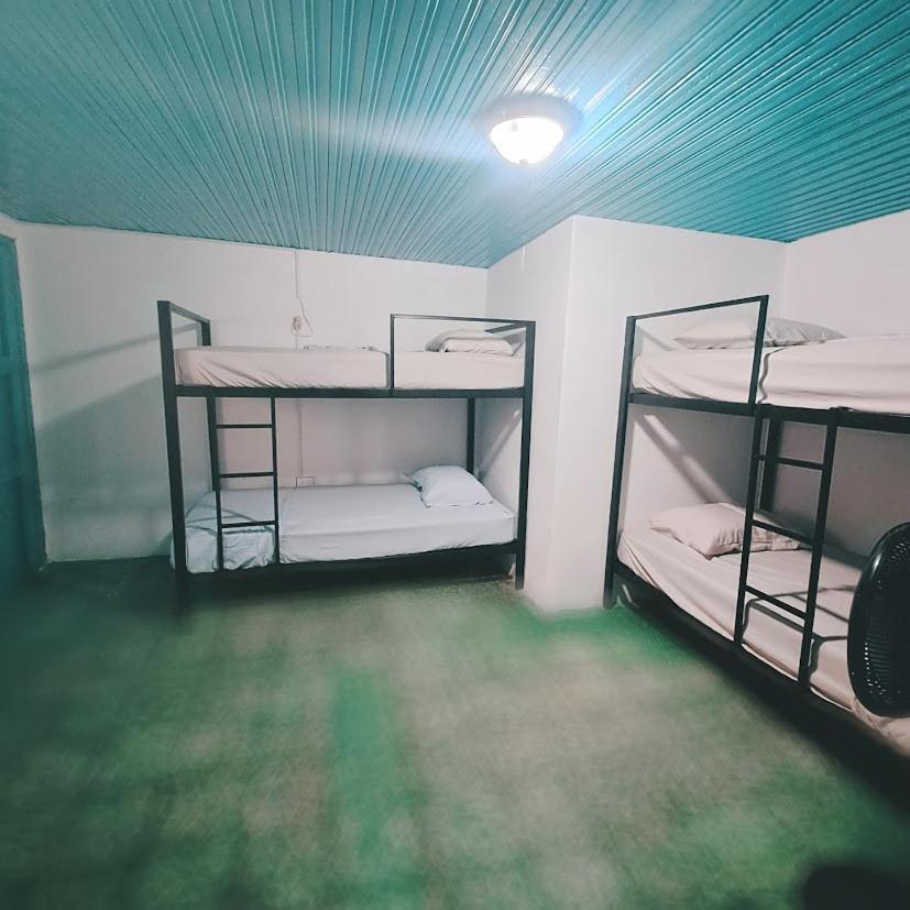 Hostal Victoria Ґранада Екстер'єр фото